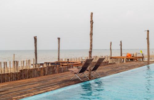 Chaiya Complejo | Laemsui Beach แหลมซุย บีช