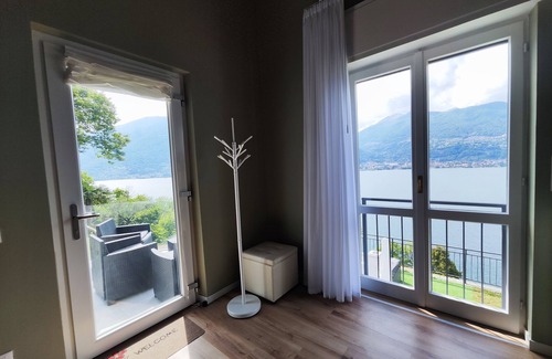 Olgiasca Villa | LAGUNA BLU - Dream Villa with panoramic Jacuzzi on Lake Como