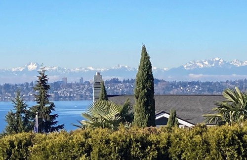 Central Houghton Casa | Vistas al lago y a la montaña - 2 dormitorios, 3/4 baños