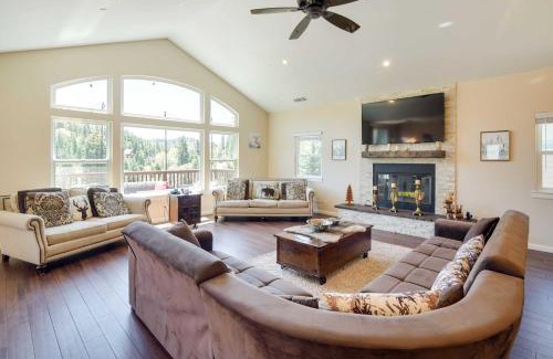 Lake Arrowhead Casa | Lake Arrowhead Getaway with Decks and Game Room!