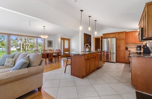 Powers Lake Casa | Tranquila casa frente al lago para toda la familia para disfrutar! - El escondite de Hayley