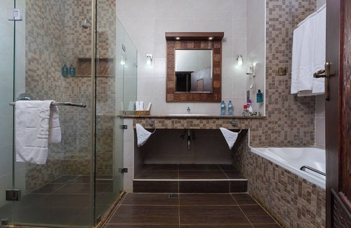 Bogoria Complejo | Lake Bogoria Spa Resort