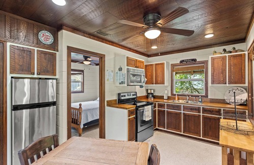 Hernando Cabaña | Lake Breeze Cottage 4