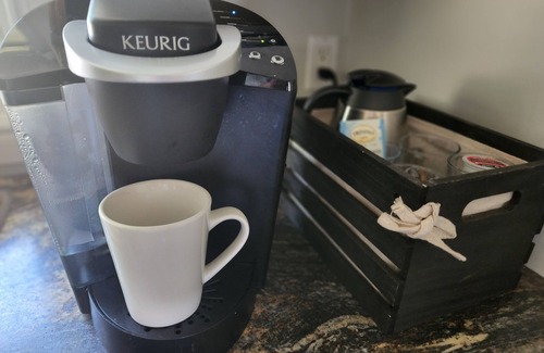 Amherstburg Casa | Pintoresca cabaña frente al lago en el histórico Amherstburg. Ontario