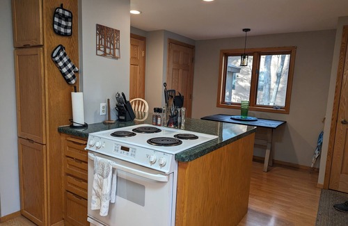 Lake Nebagamon Cabina | Lake Front Cozy Cabin on Lake Nebagamon!