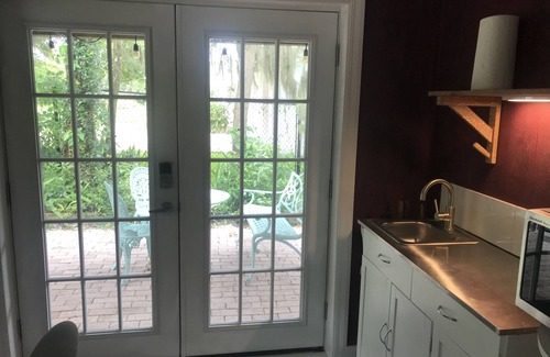 Forest City Casa | Lake Front Suite -Close to all Attractions
