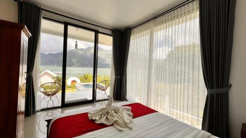 Kintamani Villa | lake hill view