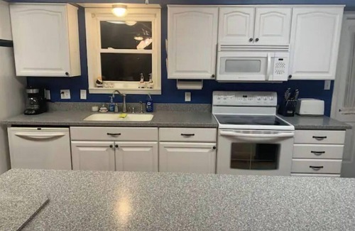 Perryville Casa | Lake house with spectacular view