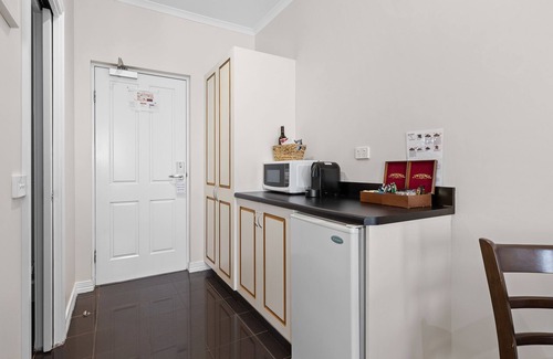 Ballarat Hotel | Lake Inn Ballarat