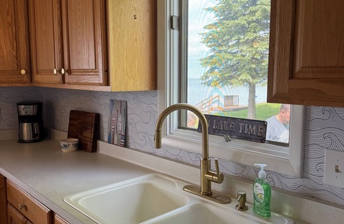 Town of Yates Cabaña | Lake it Easy 2-bedroom cottage in Lyndonville