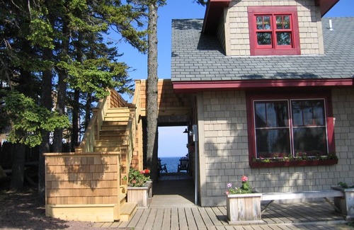 Grand Marais Apartamento | Lake Superior Beach Front Downtown Grand Marais
