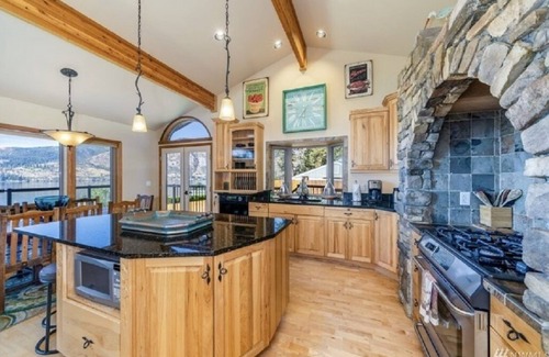 Willow Point Casa | Lake View Sleep 12 Pool Hot Tub Game House April 1 Pool Opening!