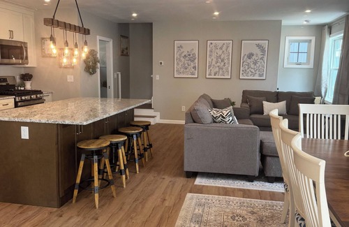 Lochmere Casa | Lake Winnisquam 4BR/3.5BA- Year-Round Fun for Families and Groups