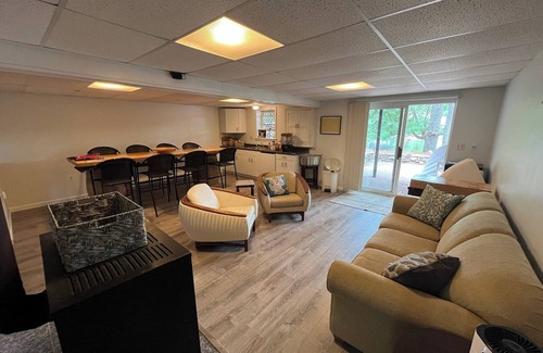 Winchendon Cabaña | Lakefront Bliss on Lake Monomonac — Peaceful Views & Private Dock