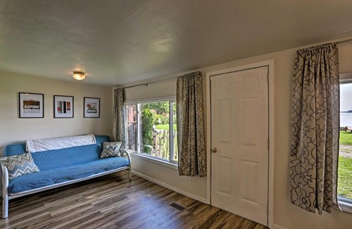 Toledo Casa | Lakefront Cottage 6 Miles to Downtown Toledo!