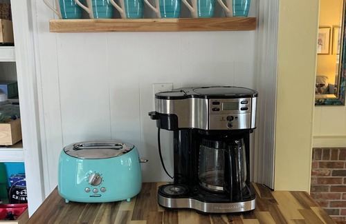 Ridgeway Cabaña | Lakefront Cottage on Lake Wateree with Dock for Fishing, beautiful views & more!