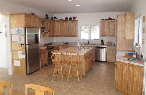 Sutton Casa | Casa frente al lago con playa privada!