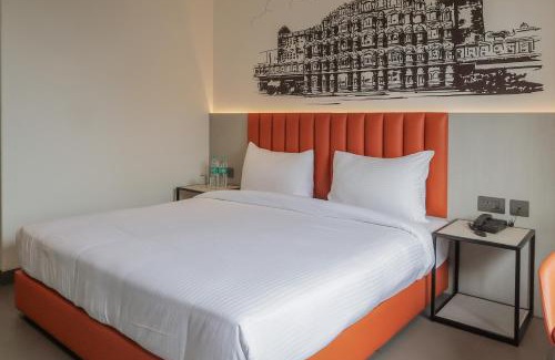 Mathura Hotel | Lakefront Hotel by Brijwasi