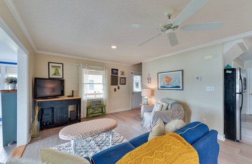 Southmont Casa | Lakefront Lexington Vacation Rental w/ Dock!