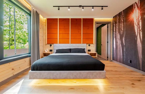 Scotrun Cabina | Lakefront Mansion / Private Lake, Hot tub, Fishing, near Camelback Resort