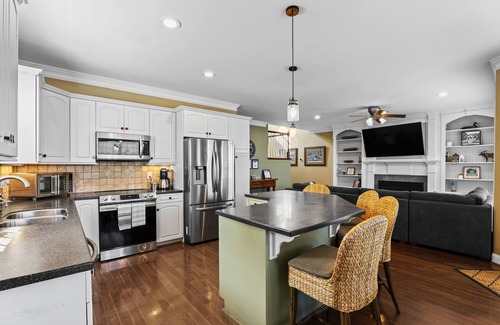 Southmont Casa | Lakefront Paradise with Spectacular Views!