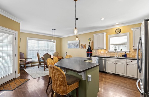 Southmont Casa | Lakefront Paradise with Spectacular Views!