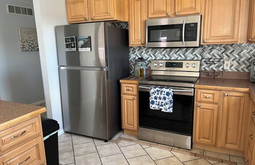 Camdenton Casa | Lakefront, private dock on cove near HaHa Tonka, Ballparks National Park, kayaks