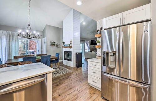 Rogers Casa | Lakefront Rogers Getaway w/ Hot Tub & Deck!