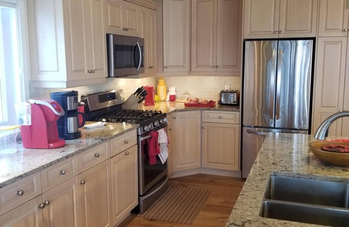 Grey Highlands Cabaña | Espectáculo frente al lago en Beaver Valley / Lake Eugenia