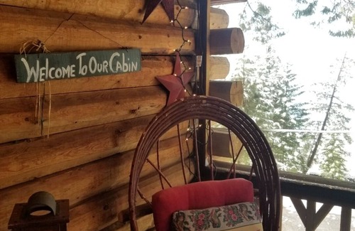 East Shore Cabina | Vistas al lago !! Escapada rústica de la cabaña de troncos