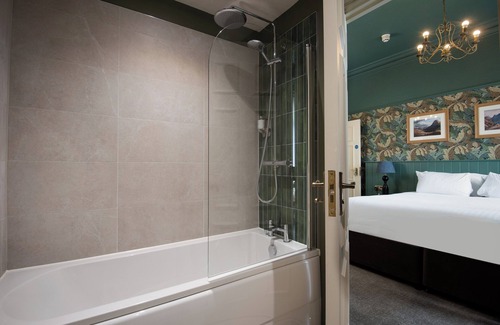 Waterhead Hotel | Lakehouse at The Waterhead Inn