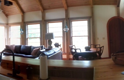 Taylor Cabaña | Minutos Retreat Lakehouse de la plaza de Oxford