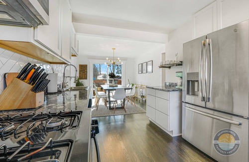 Lake Geneva Casa | Lakeside Bliss: Cozy 3-Bedroom Retreat