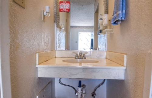 Kingston Apartamento | Lakeside Getaway #2 @ Buncombe Creek