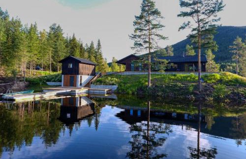 Kviteseid Chalet De Esquí | Lakeside Haven Vrådal