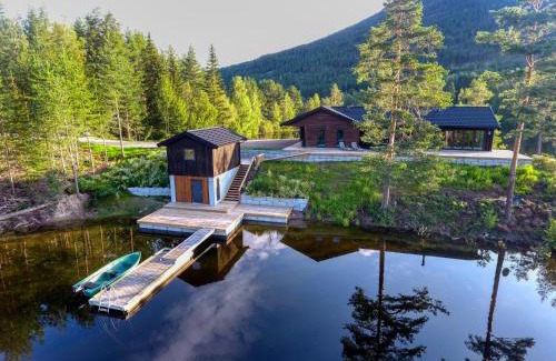 Kviteseid Chalet De Esquí | Lakeside Haven Vrådal