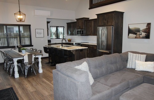 Rathdrum Casa | Lakeside Hideaway - game room, office, w/ optional dock rental