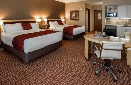 Osceola Hotel | Lakeside Hotel Casino