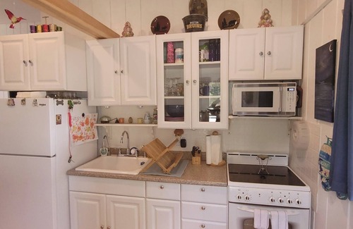 Middleton Cabaña | Lakeside Lagoon W/ Kayaks & Beach Pass