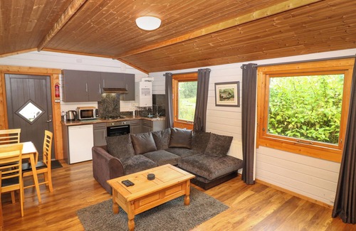 Knott End-on-Sea Cabaña | Lakeside Lodge