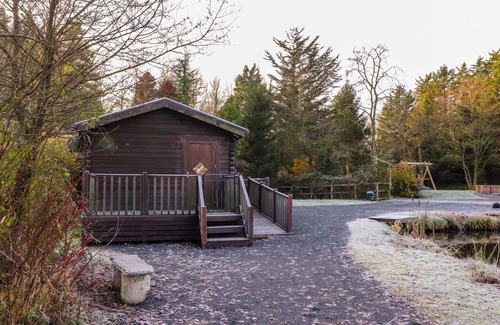 Knott End-on-Sea Cabaña | Lakeside Lodge