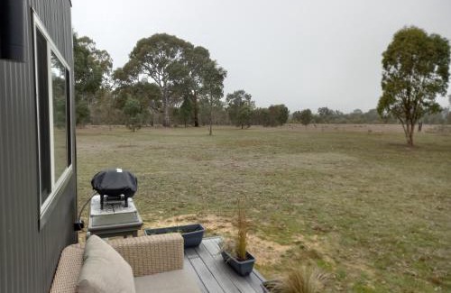 Lake Fyans Casa | Lakeside Off-Grid Luxury Cabin Redman View