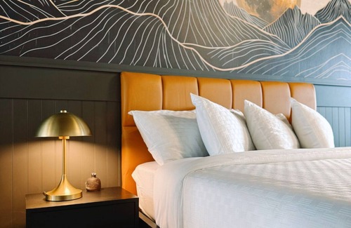 Dunes City Hotel | Lakeside Studio w/Fishing, boat ramp, dock, kayak