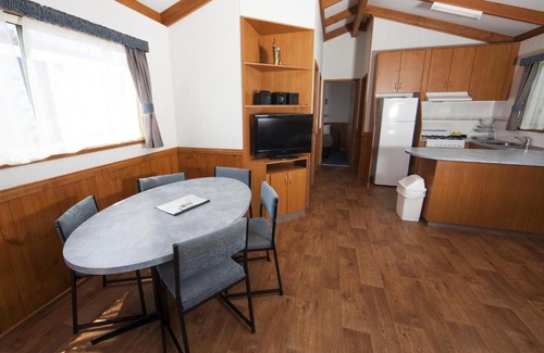 Waterhouse Complejo | Lakeside Tourist Park