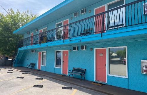 Okanagan-Similkameen Hotel | Lakeside Villa & Nordic Spa
