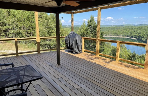 Peel Cabaña | Lakeview Cottage