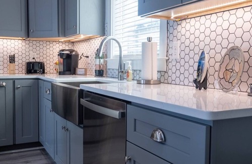 Greenwood Casa | Lakewood Cottage – 2 BR + Loft