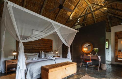 Sidbury Hotel | Lalibela Game Reserve - Inzolo Lodge