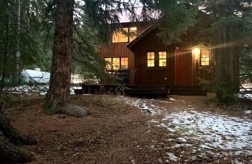 Cooke City-Silver Gate Cabina | Cabañas Lamar Valley - Silver Falls