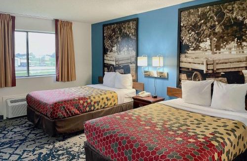 Lamoni Hotel | Lamoni Inn & Suites